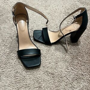 A New Day Size 8.5 Black Ankle Strap Block Heel Sandals